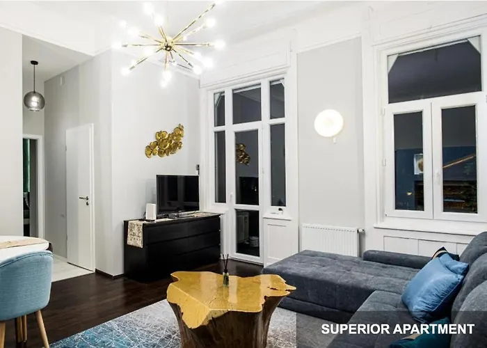 Bpr Agathé Elegant With Parliament View Appartamento *